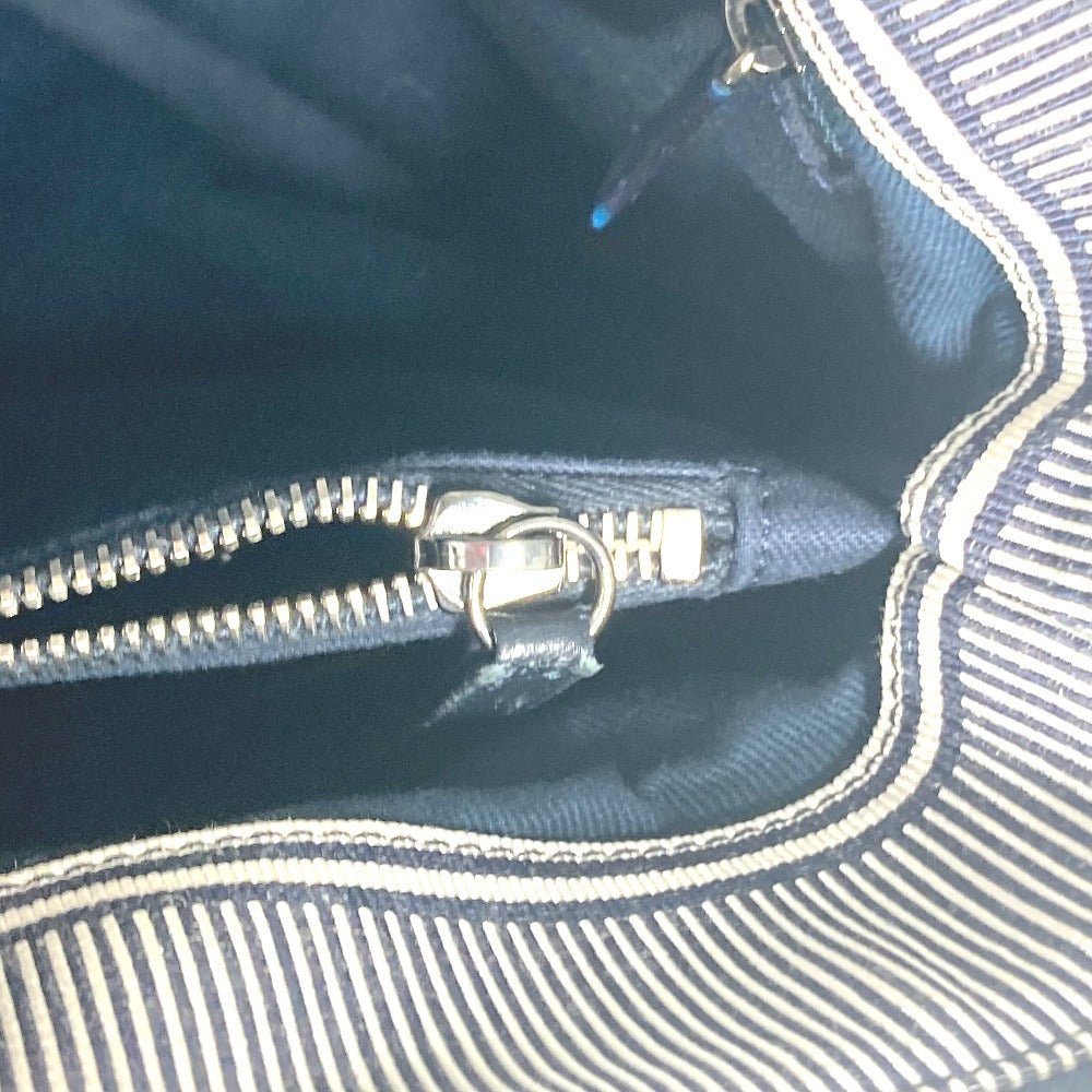 CHANEL A92240 Denim Tote Bag CC Coco Mark – Early 2000s Cruise Collection – Designed by Karl Lagerfeld – Made in Italy – Authentic Pre - Owned - LLUXE.CA