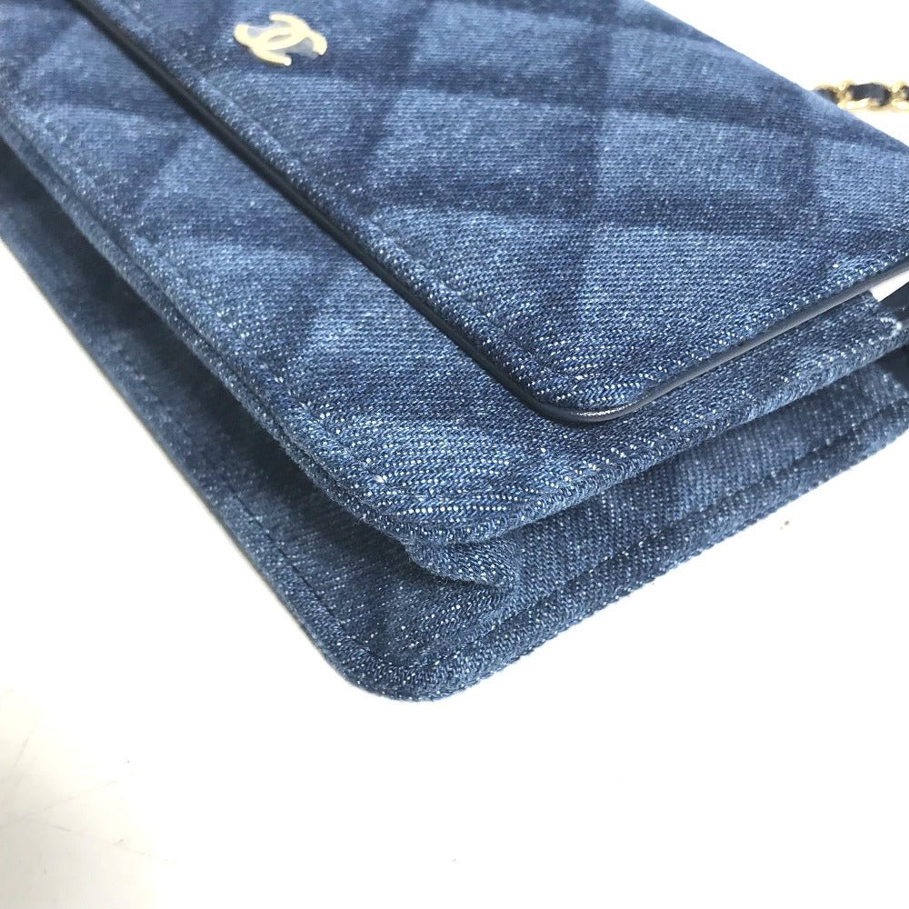 CHANEL AP0250 Long Wallet on Chain in Denim Blue Matelassé – Quilted ,Designed by Karl Lagerfeld, 2020s, 100% Authentic Pre - Owned item No. 30860 - 22790 - 1 Never used / store - fresh see - LLUXE.CA