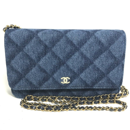 CHANEL AP0250 Long Wallet on Chain in Denim Blue Matelassé – Quilted ,Designed by Karl Lagerfeld, 2020s, 100% Authentic Pre - Owned item No. 30860 - 22790 - 1 Never used / store - fresh see - LLUXE.CA