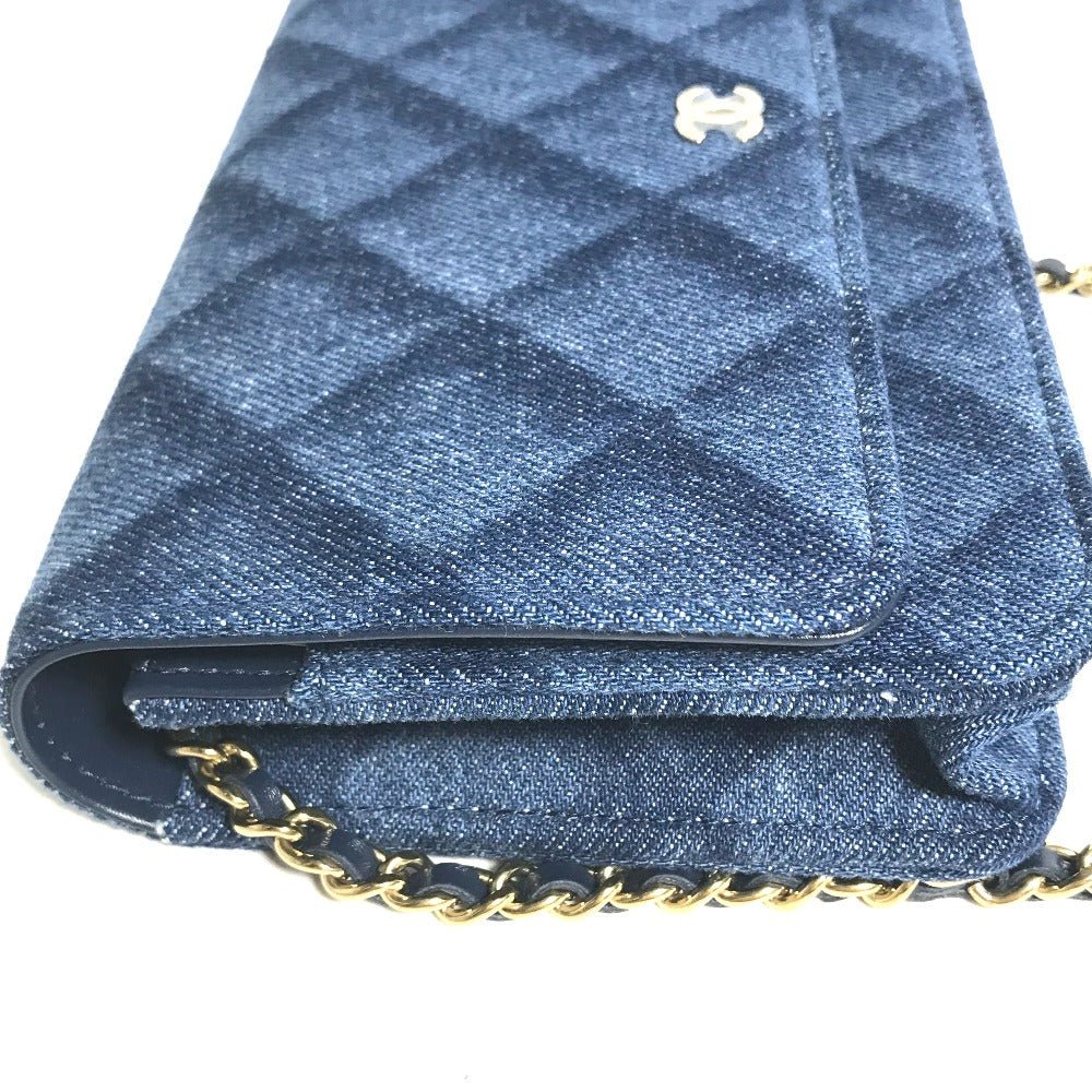 CHANEL AP0250 Long Wallet on Chain in Denim Blue Matelassé – Quilted ,Designed by Karl Lagerfeld, 2020s, 100% Authentic Pre - Owned item No. 30860 - 22790 - 1 Never used / store - fresh see - LLUXE.CA