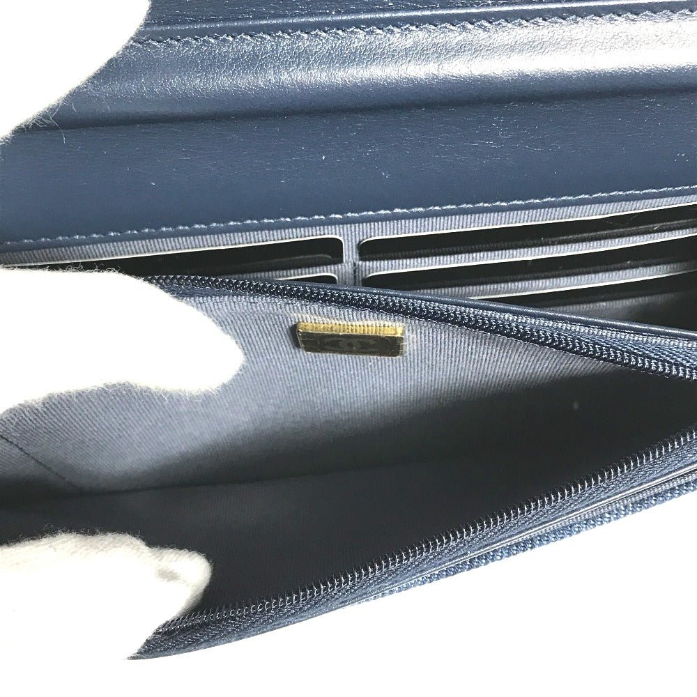 CHANEL AP0250 Long Wallet on Chain in Denim Blue Matelassé – Quilted ,Designed by Karl Lagerfeld, 2020s, 100% Authentic Pre - Owned item No. 30860 - 22790 - 1 Never used / store - fresh see - LLUXE.CA
