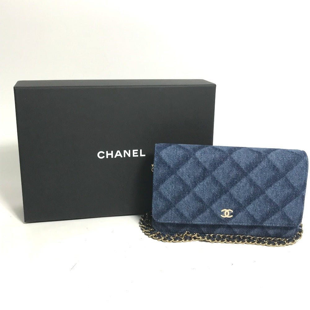 CHANEL AP0250 Long Wallet on Chain in Denim Blue Matelassé – Quilted ,Designed by Karl Lagerfeld, 2020s, 100% Authentic Pre - Owned item No. 30860 - 22790 - 1 Never used / store - fresh see - LLUXE.CA