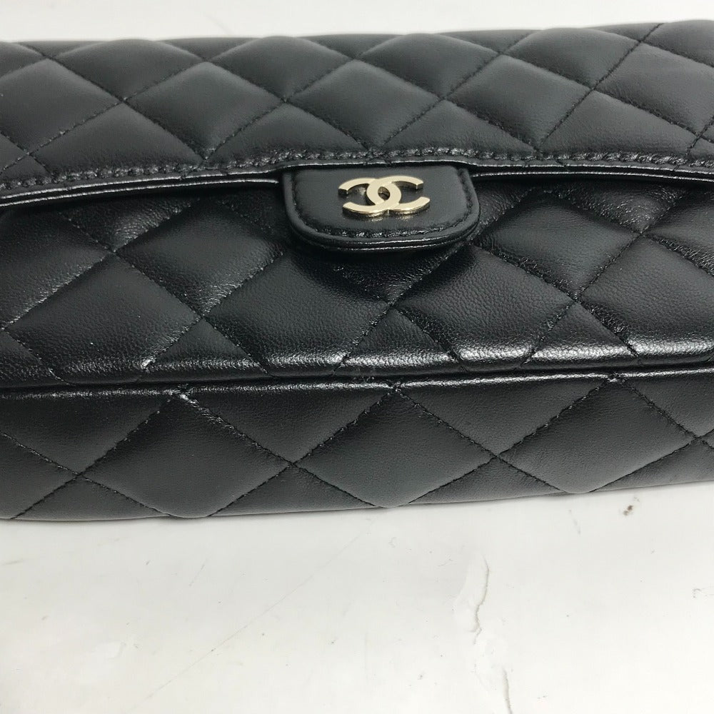 CHANEL AP2096 COCO Mark Phone Case Wallet on Chain in Black Lambskin – Matelassé Quilted, Item No. KO - 231114 - 29 Designed by Karl Lagerfeld (circa 2019), 100% Authentic Pre - Owned - LLUXE.CA