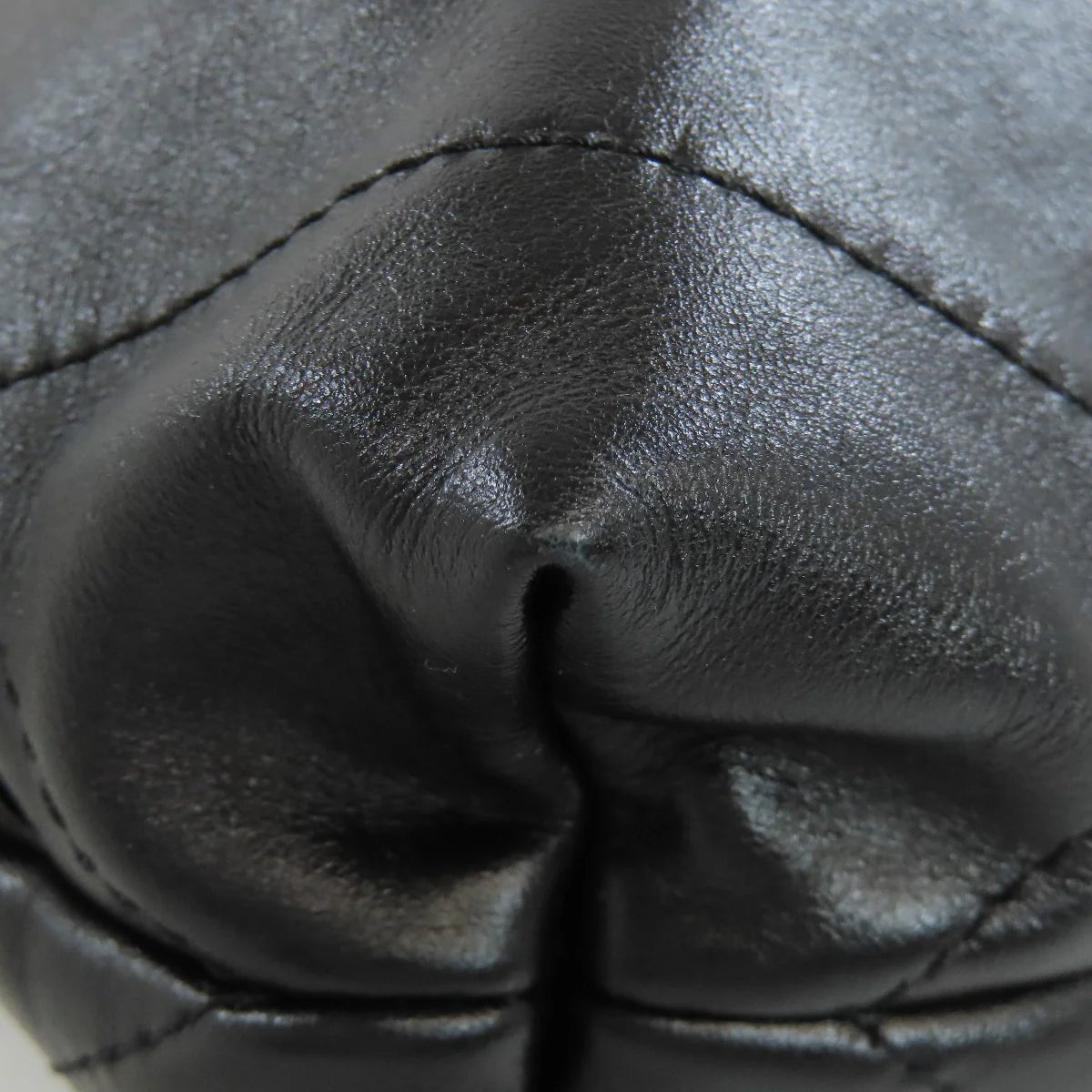 CHANEL – Backpack – Chanel 22 Backpack Silver Metal – Virginie Viard – 2022 – 100% Authentic Pre - Owned - LLUXE.CA