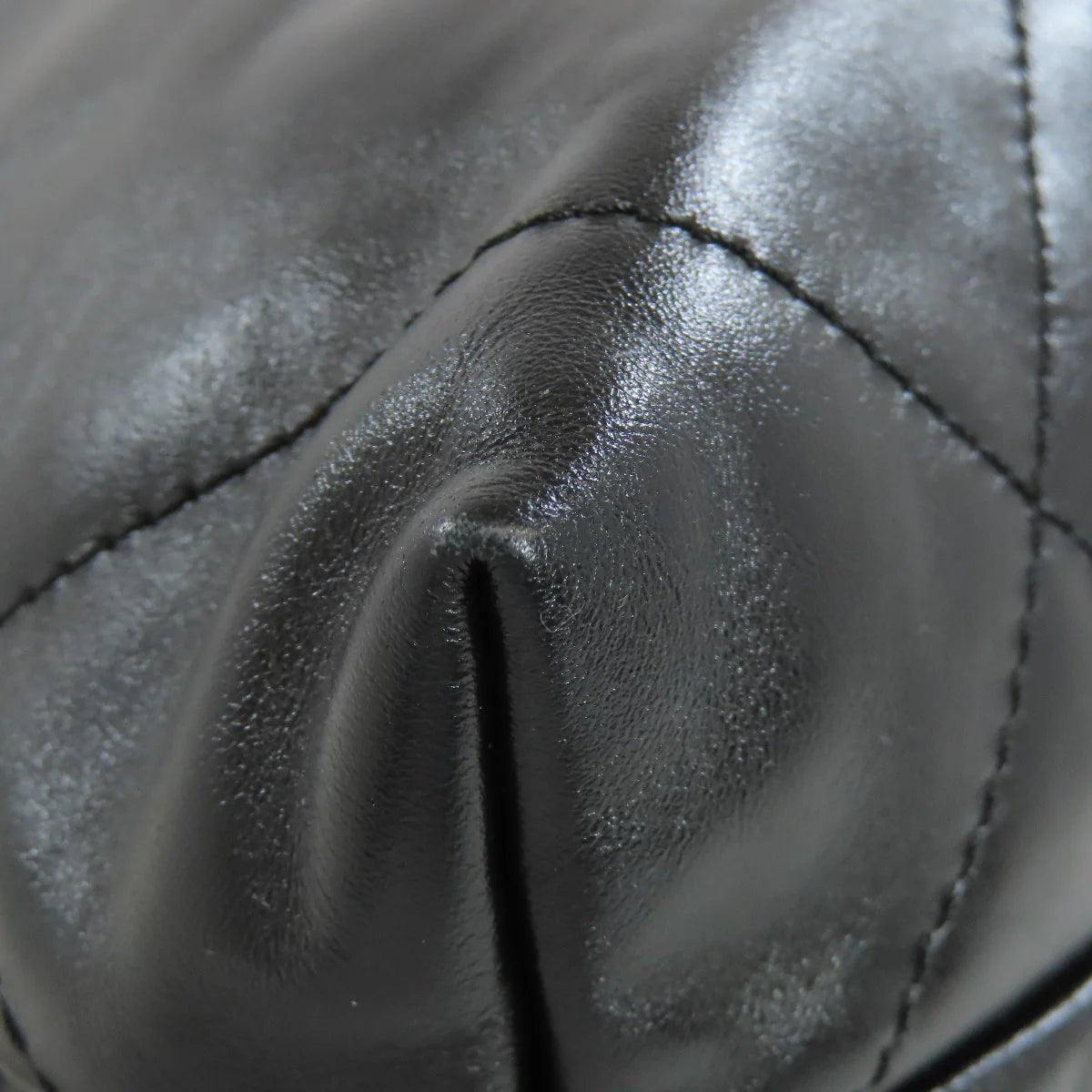 CHANEL – Backpack – Chanel 22 Backpack Silver Metal – Virginie Viard – 2022 – 100% Authentic Pre - Owned - LLUXE.CA