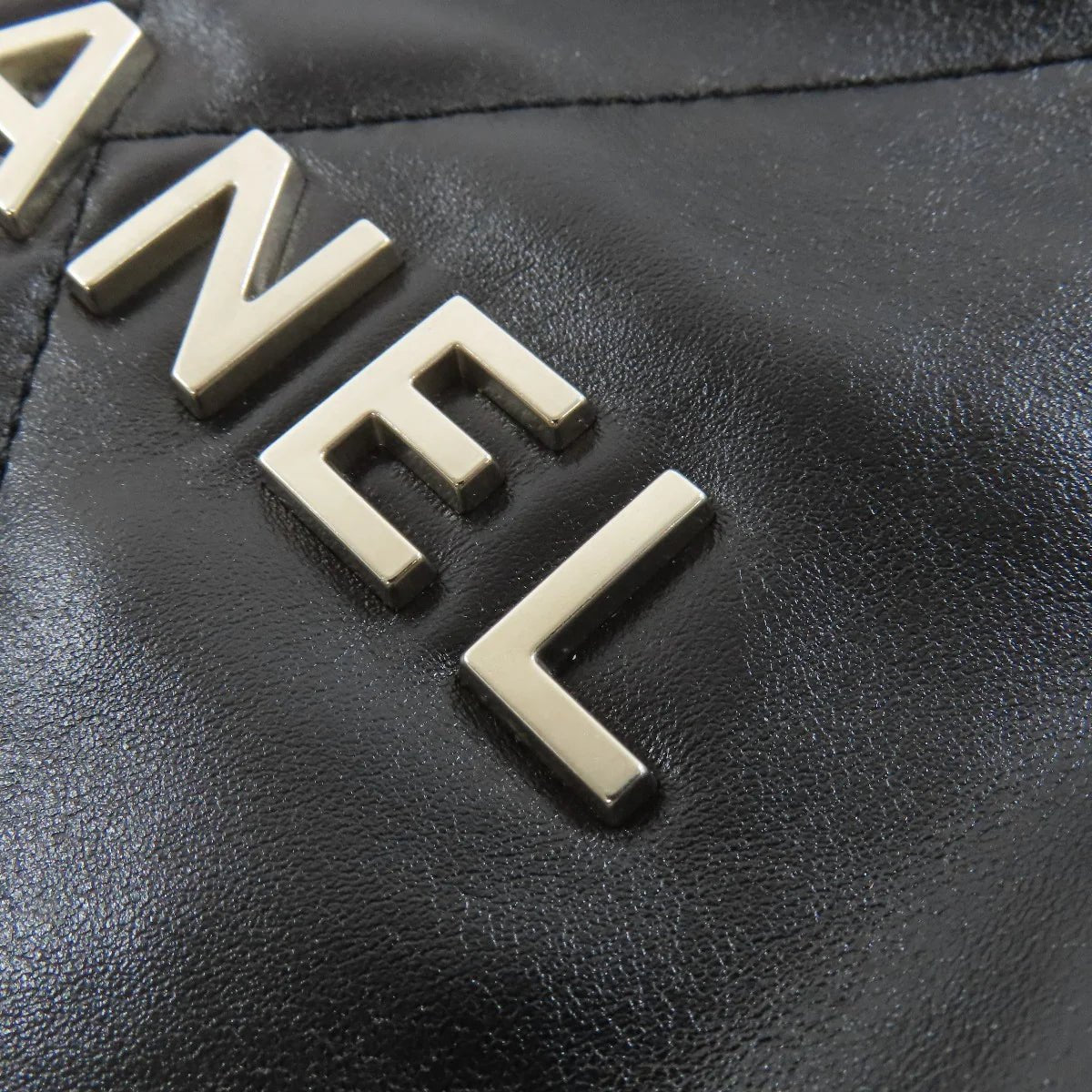 CHANEL – Backpack – Chanel 22 Backpack Silver Metal – Virginie Viard – 2022 – 100% Authentic Pre - Owned - LLUXE.CA