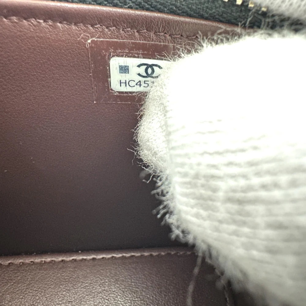 CHANEL – Matrasse Vanity Shoulder Bag – Model No. AP1341 – COCO Mark – Caviar Skin – Black – Late - 1990s (c. 1996–1997) – Karl Lagerfeld Era – 100% Authentic Pre - Owned - LLUXE.CA