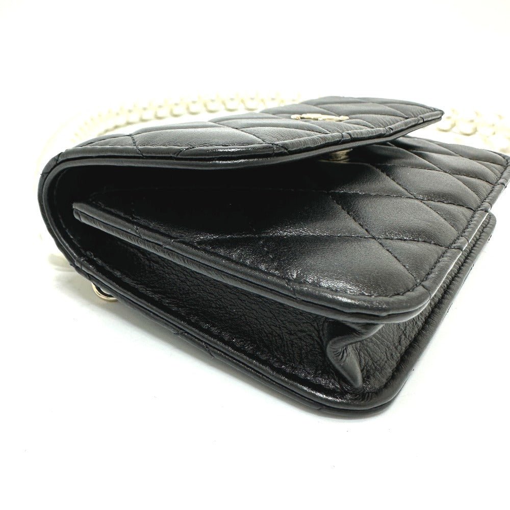 CHANEL Pearl Shoulder Mini Bag in Black Lambskin – CC COCO Mark, Item No. G - 231225 - 109 Designed by Karl Lagerfeld, Early 2010s, 100% Authentic Pre - Owned Like new / excellent condition - LLUXE.CA