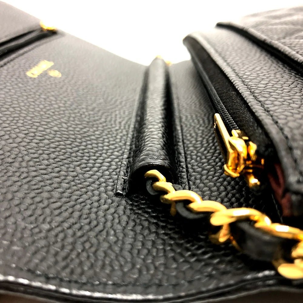 CHANEL – Shoulder Bag – Matrasse Chain Wallet COCO Mark Classic – Karl Lagerfeld – 2019 – 100% Authentic Pre - Owned - LLUXE.CA