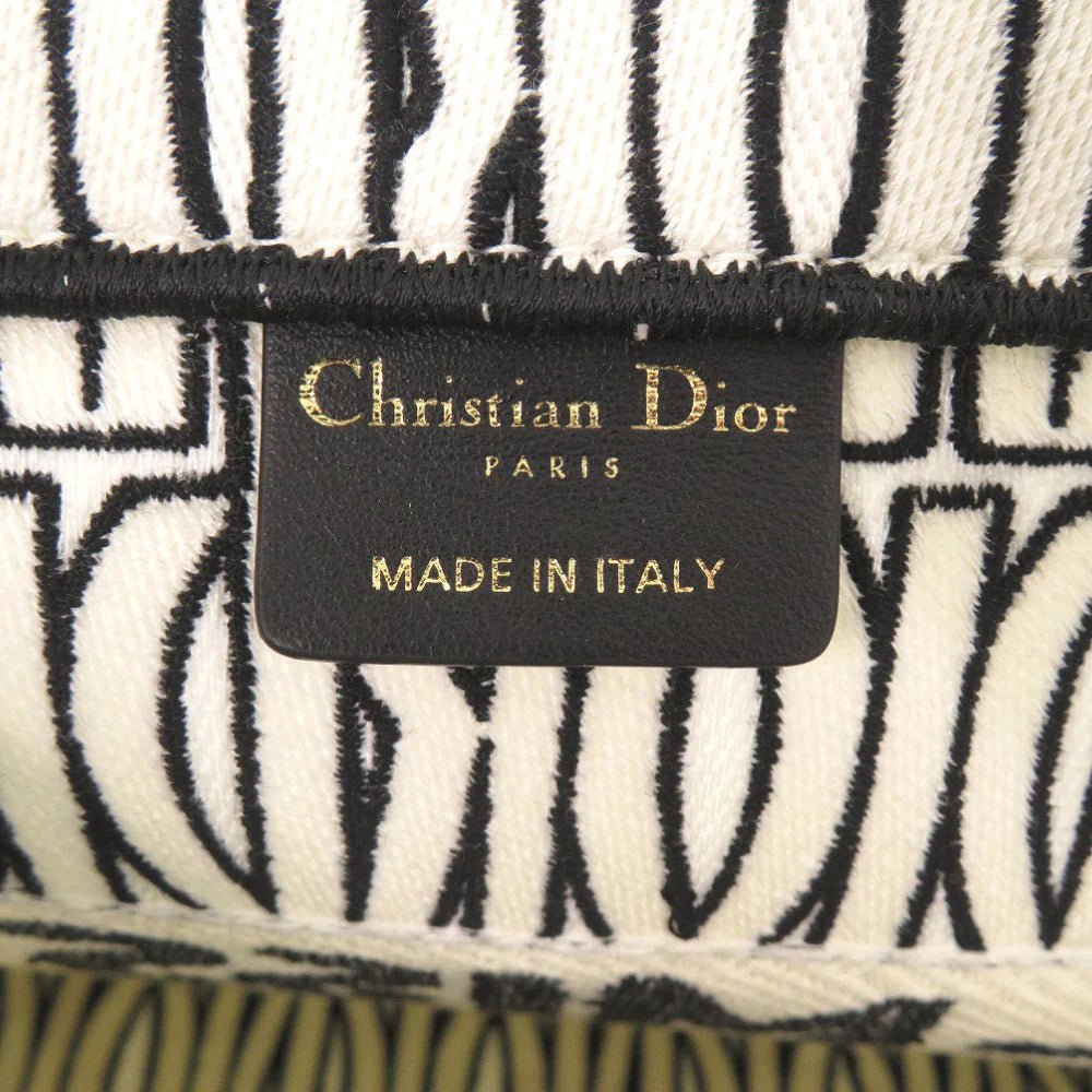 CHRISTIAN DIOR – Medium Book Tote – Embroidered Canvas – Maria Grazia Chiuri – 2021 – 100% Authentic Pre - Owned Item No.: 6L1743ILI6R4 - LLUXE.CA