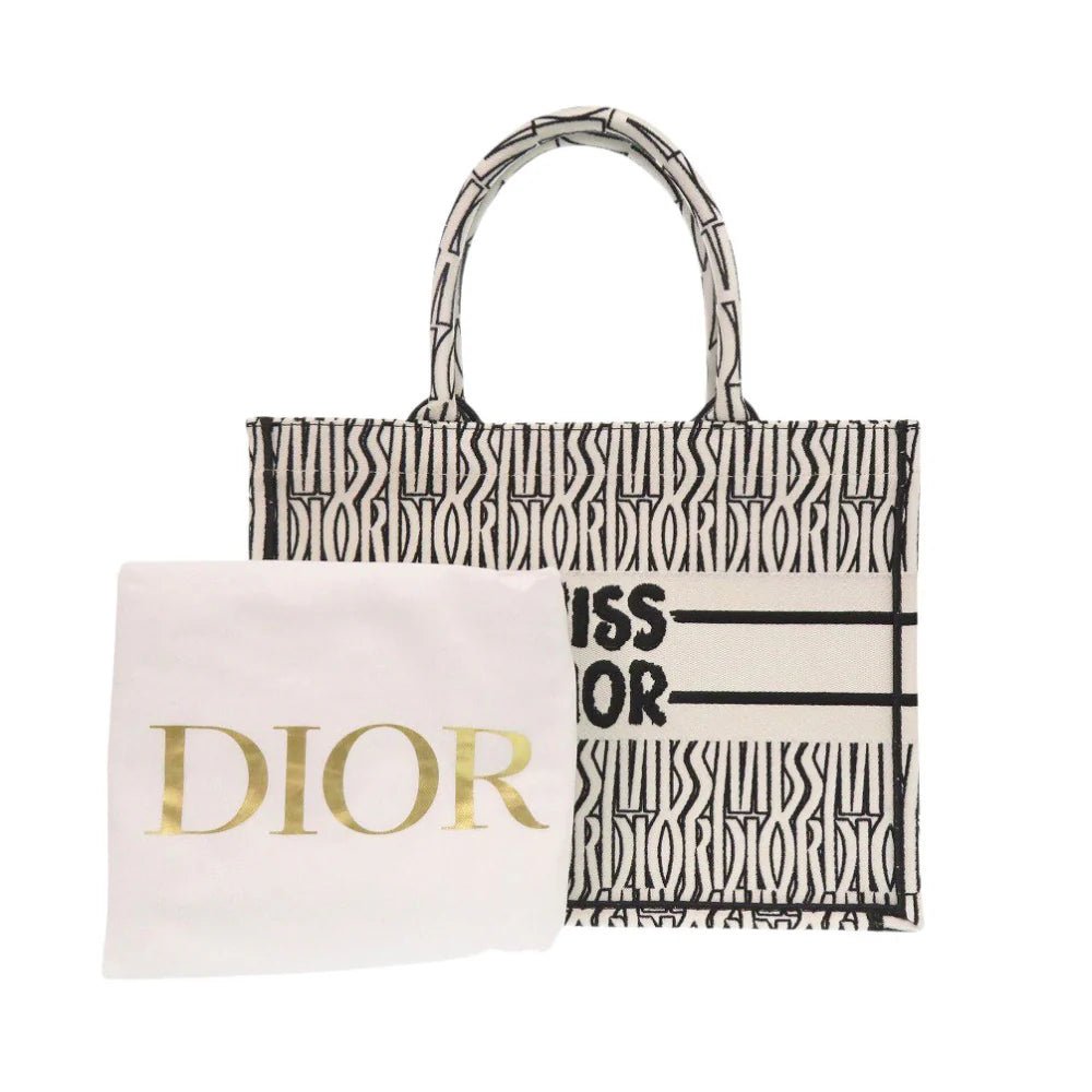 CHRISTIAN DIOR – Medium Book Tote – Embroidered Canvas – Maria Grazia Chiuri – 2021 – 100% Authentic Pre - Owned Item No.: 6L1743ILI6R4 - LLUXE.CA