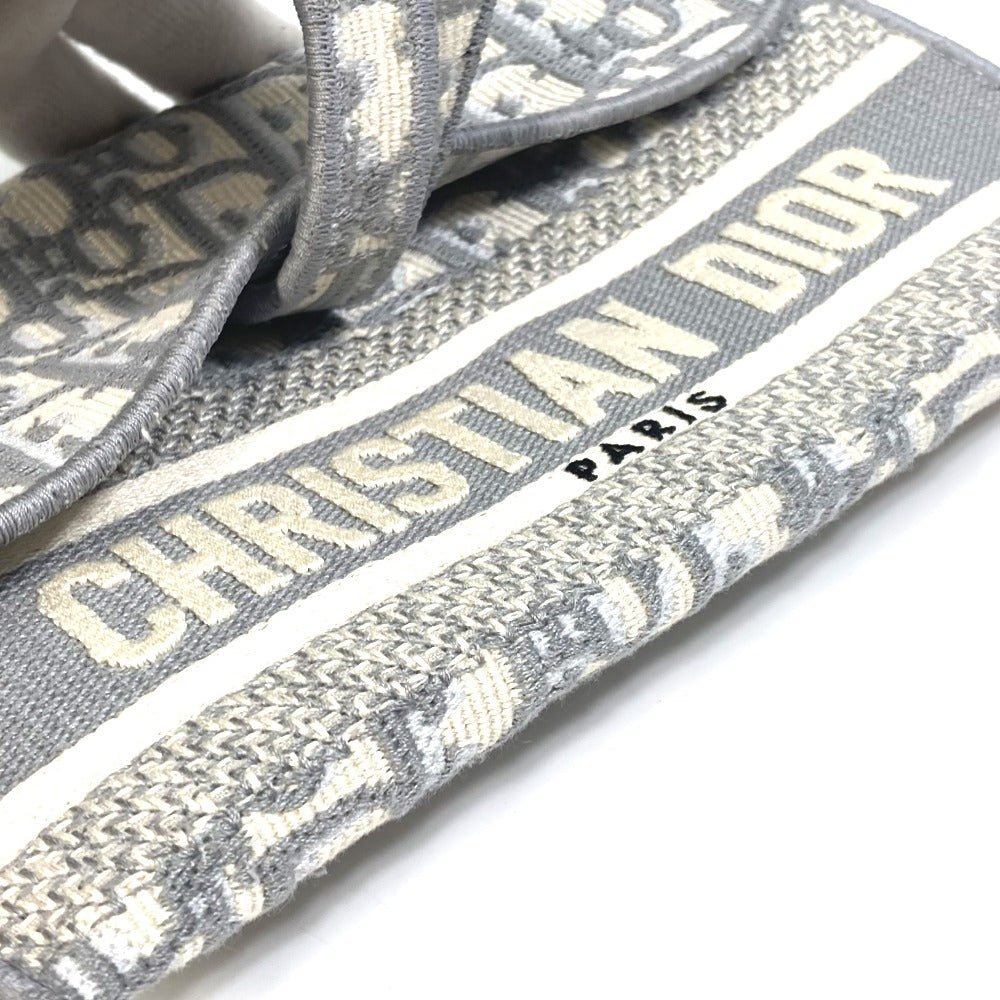 DIOR – Waist Bag – Oblique Jacquard Embroidery Saddle Slim Pouch – Kim Jones – 2018 Revival – 100% Authentic Pre - Owned Item No.: 5276 - 21705 - 11 - LLUXE.CA