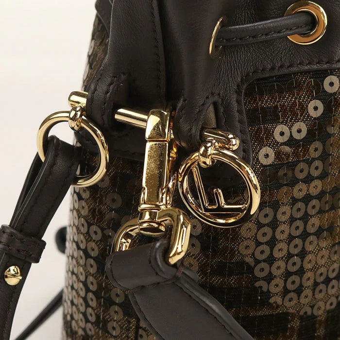 FENDI – Mini Bucket Bag – Model No. 8BS010 – Silvia Venturini Fendi – 2022 – 100% Authentic Pre - Owned Item No:usdfe94977011 　　 - LLUXE.CA