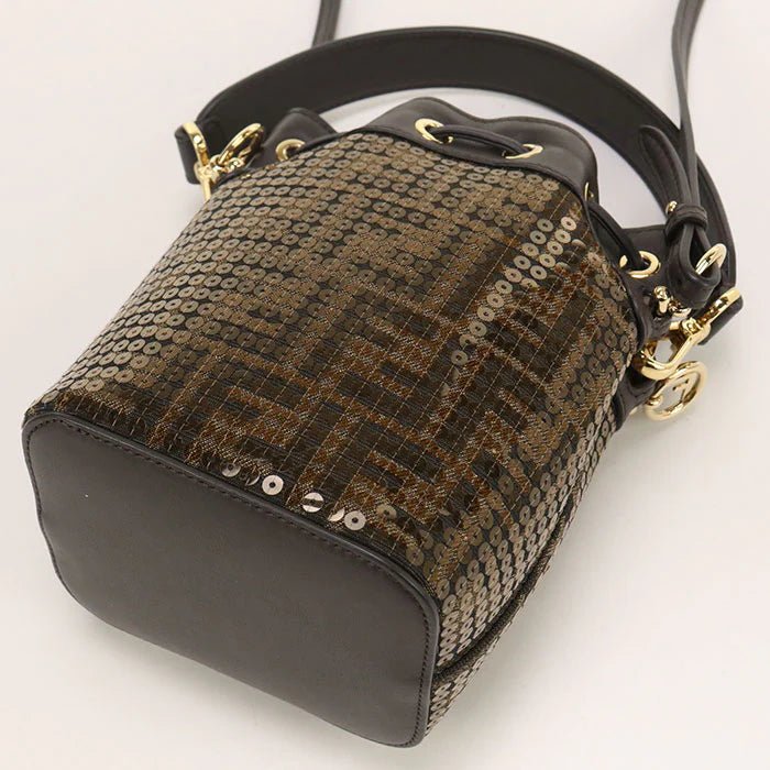 FENDI – Mini Bucket Bag – Model No. 8BS010 – Silvia Venturini Fendi – 2022 – 100% Authentic Pre - Owned Item No:usdfe94977011 　　 - LLUXE.CA