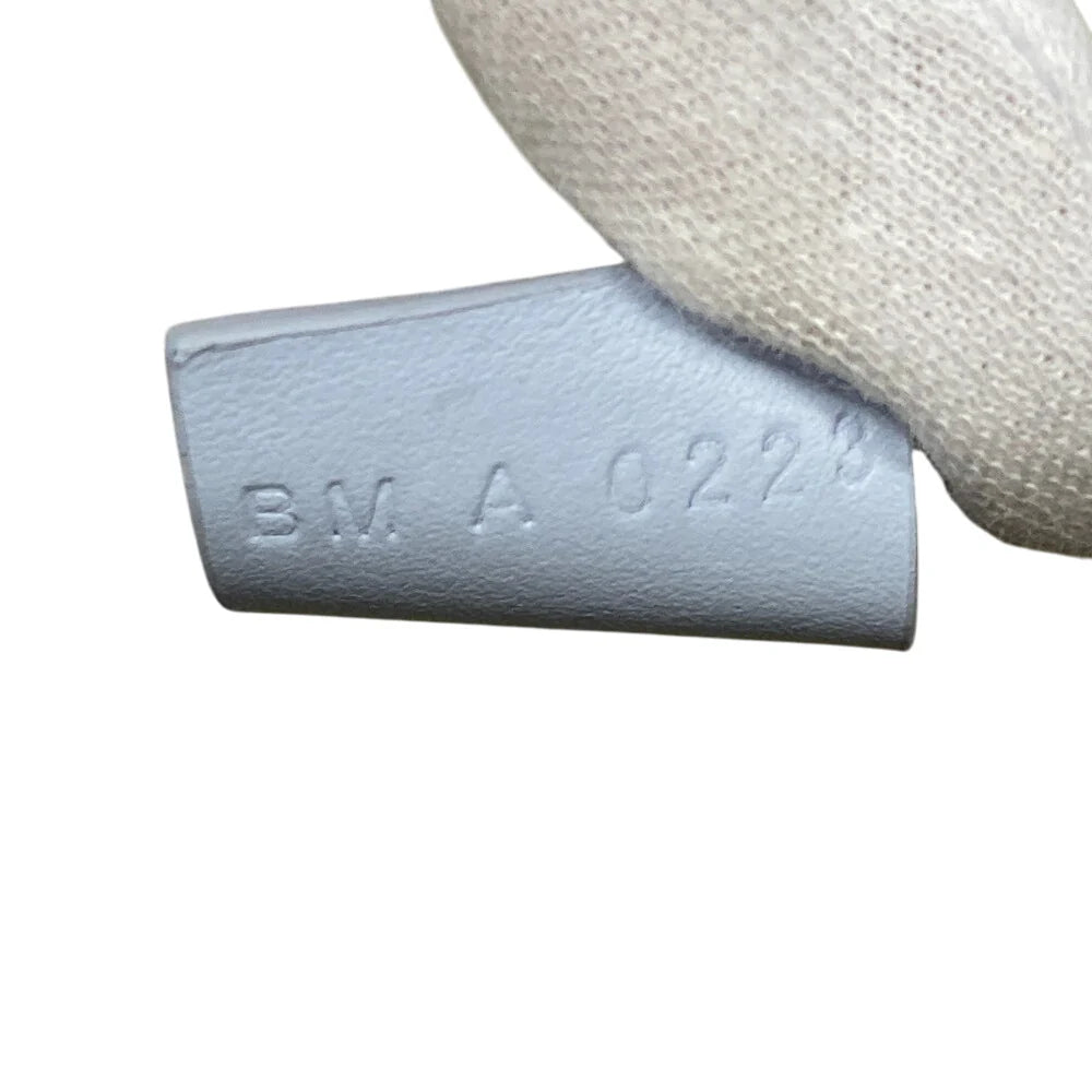 GIVENCHY – Tote Bag – G Tote Vertical Mini Ki – Model No. BMA0223 – 100% Authentic Pre - Owned - LLUXE.CA