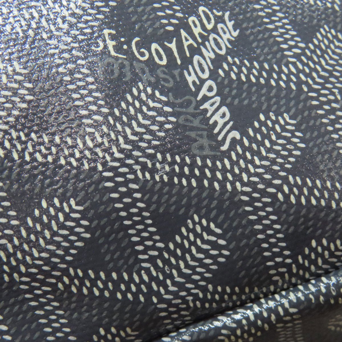 GOYARD 75614070 Saint Louis GM 75614070 in Goyardine Canvas – Pre - Owned, 100% Authentic (Genuine) - LLUXE.CA