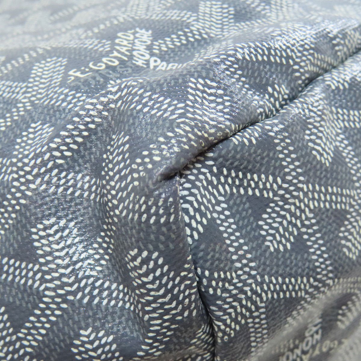 GOYARD 75614070 Saint Louis GM 75614070 in Goyardine Canvas – Pre - Owned, 100% Authentic (Genuine) - LLUXE.CA