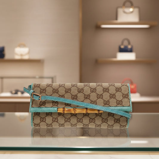 GUCCI Bamboo 7G0447E5NB in GG Canvas with Blue Leather Trim (Circa Early 2000s, Designed under Tom Ford, Made in Italy) – 100% Authentic Pre Owned Genuine - LLUXE.CA