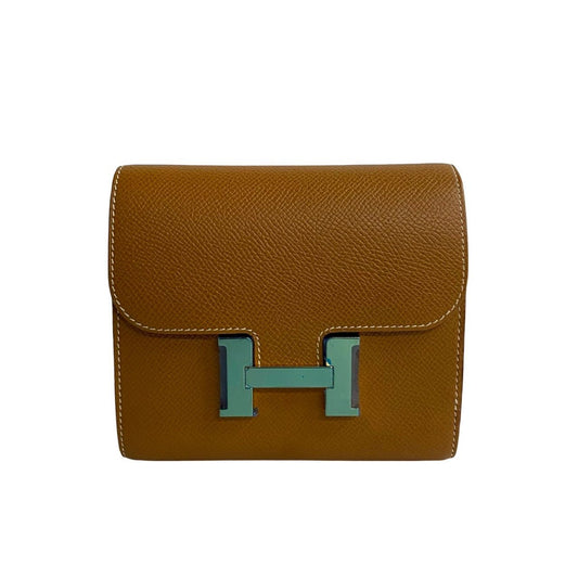 HERMÈS 500A2181378 Constance Compact Wallet in Brown Epsom Leather with Metal H Logo – Pre - Owned, 100% Authentic (Genuine) - LLUXE.CA