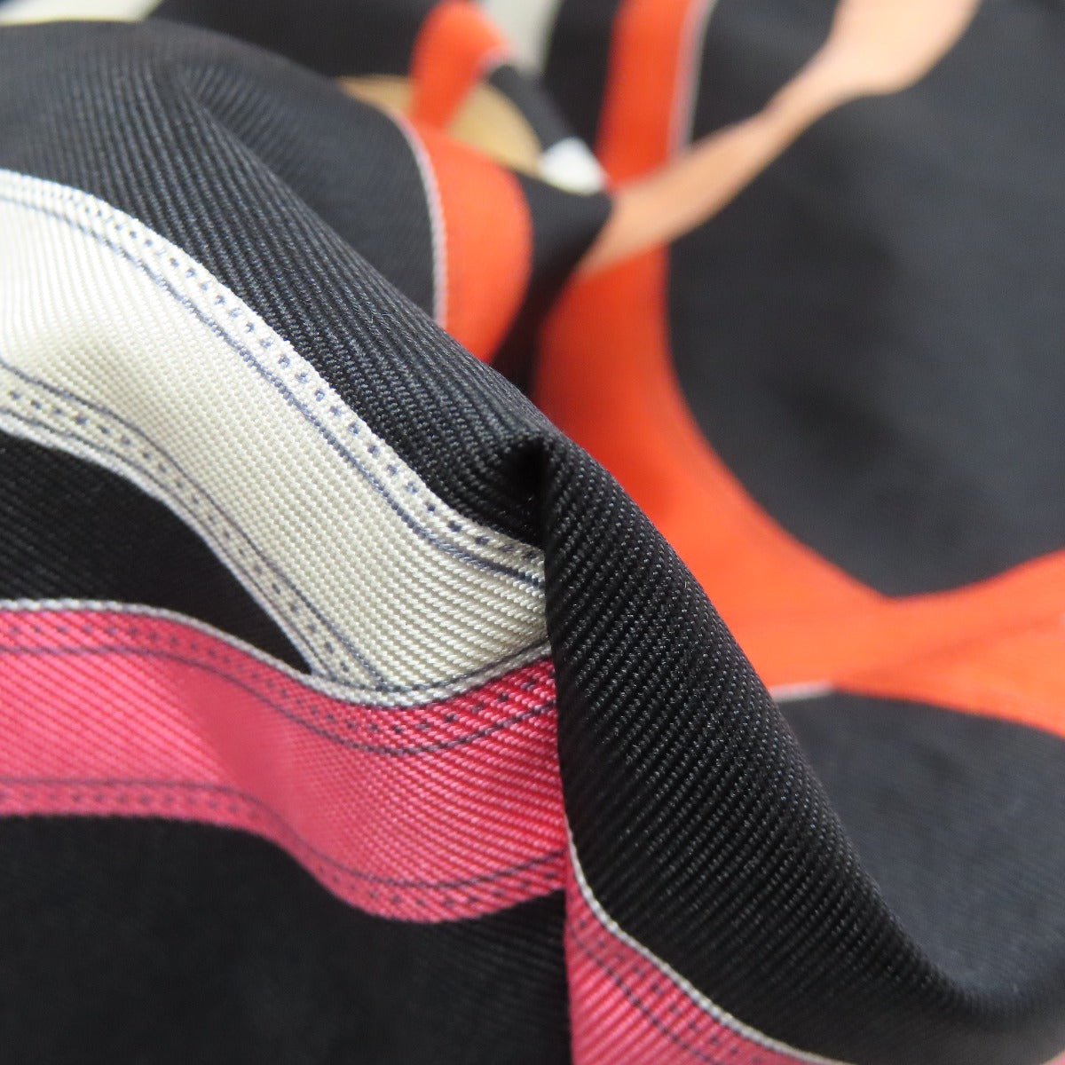 Hermès 75608007n Lightweight Backpack in Black Air Silk with Kavalkadur Print (Vintage, Circa Early 2000s) – Rare & Collectible – Pre - Owned, 100% Authentic (Genuine) 75608007n - LLUXE.CA