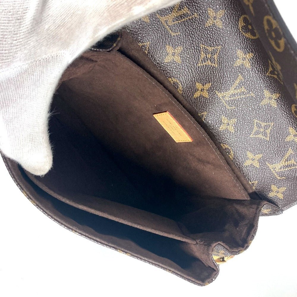 LOUIS VUITTON – Pochette Métis MM Handbag – M40780 – Designed by Nicolas Ghesquière – 2017 – 100% Authentic Pre - Owned Item No.: MO - 250727 - 7 - LLUXE.CA
