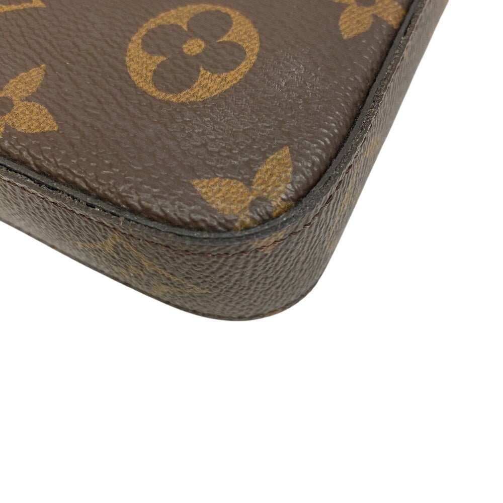 LOUIS VUITTON – Pochette – Model No. M81896 – Pochette Felice – 2016 – 100% Authentic Pre - Owned Item No.: Z0012912 - LLUXE.CA