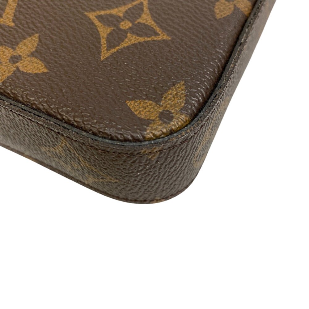 LOUIS VUITTON – Pochette – Model No. M81896 – Pochette Felice – 2016 – 100% Authentic Pre - Owned Item No.: Z0012912 - LLUXE.CA