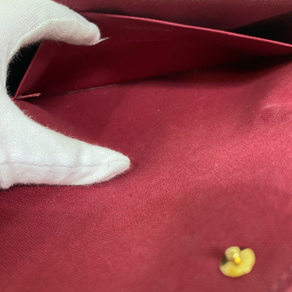 LOUIS VUITTON – Pochette – Model No. M81896 – Pochette Felice – 2016 – 100% Authentic Pre - Owned Item No.: Z0012912 - LLUXE.CA