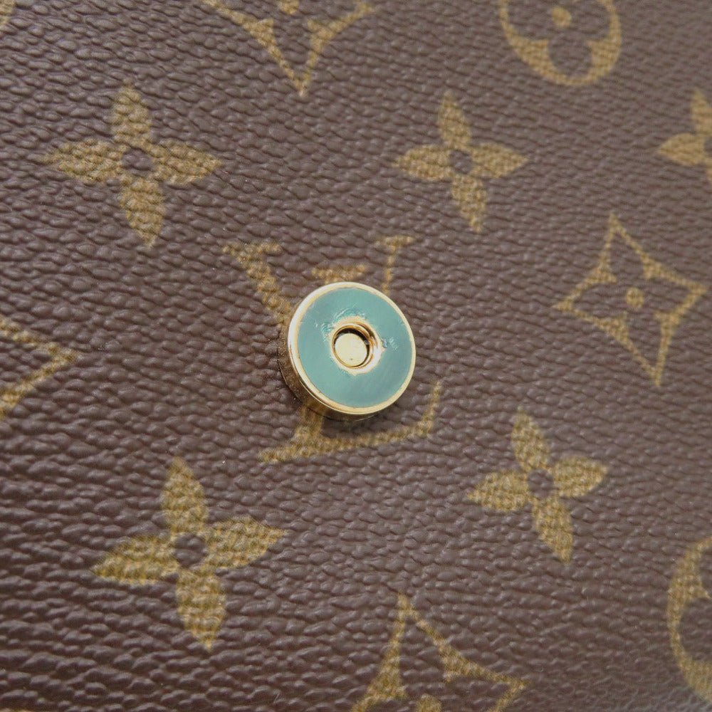 Louis Vuitton Pochette Twin GM 7D0331SP5k1 in Monogram Canvas (Vintage, Circa Late lol 1990s–Early 2000s) – Pre - Owned, 100% Authentic (Genuine) Item No.: 7D0331SP5k1 - LLUXE.CA