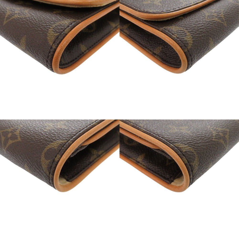 Louis Vuitton Pochette Twin GM 7D0331SP5k1 in Monogram Canvas (Vintage, Circa Late lol 1990s–Early 2000s) – Pre - Owned, 100% Authentic (Genuine) Item No.: 7D0331SP5k1 - LLUXE.CA