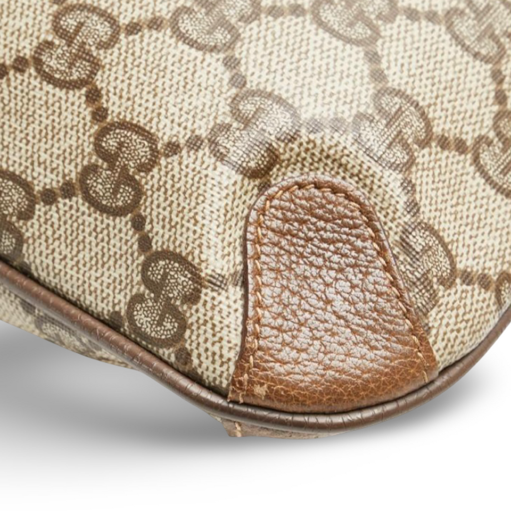 Old Gucci GG Supreme clutch Authentic Previously Owned