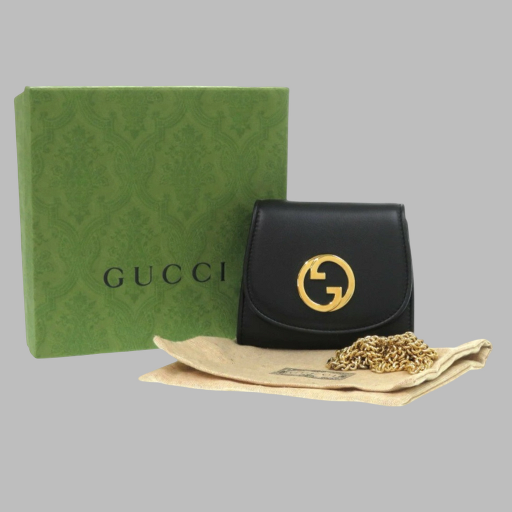 Gucci  Medium Chain Shoulder Wallet Authentic Previously Owned