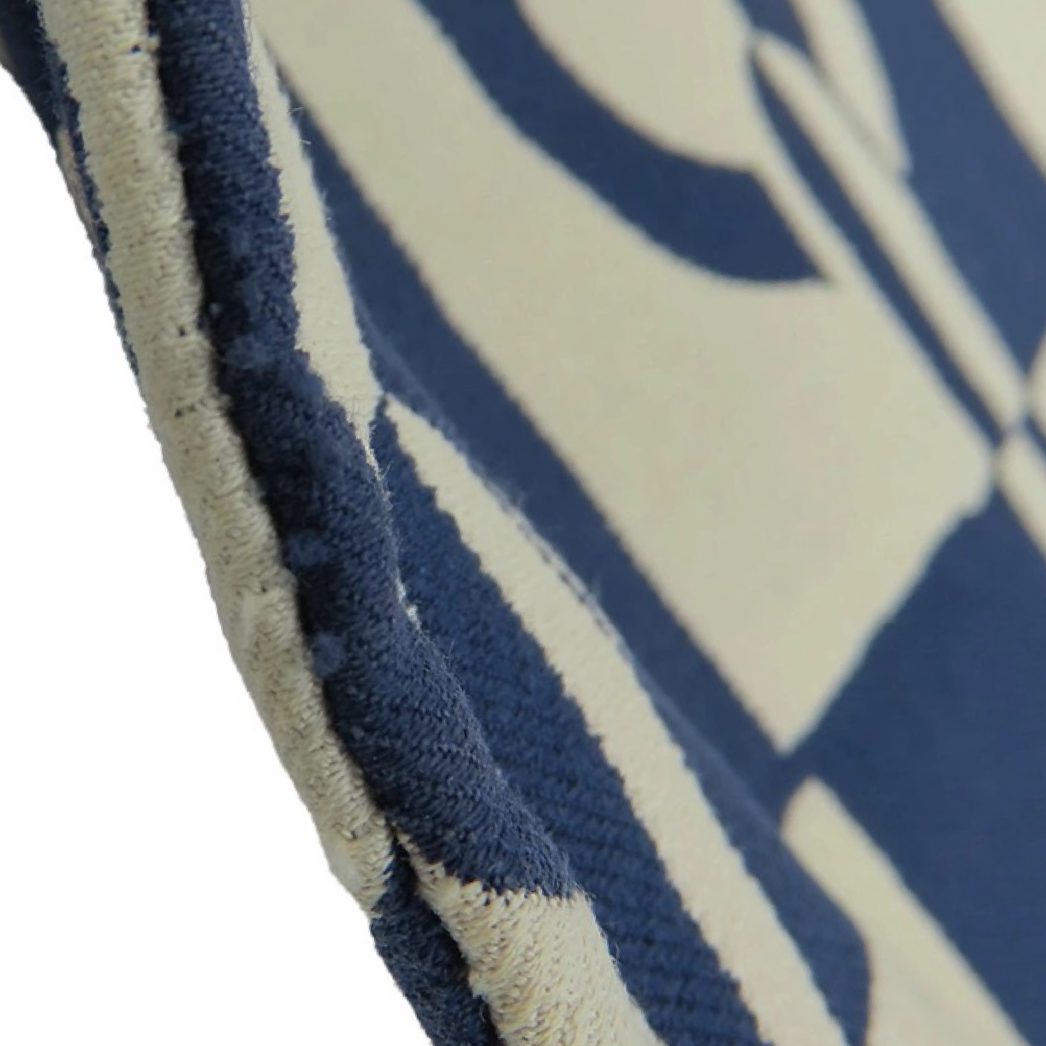 Hermès Trousse Flat GM Chaine d’Ancre Canvas Navy Ivory Pouch – Previously Owned Authentic