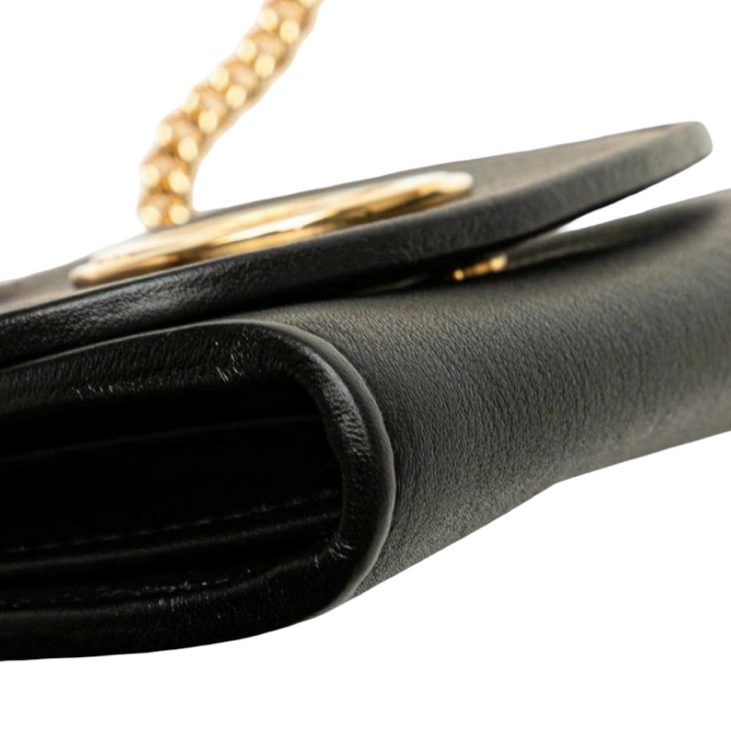 Gucci Interlocking G Blondie Medium Chain Shoulder Wallet Authentic Previously Owned