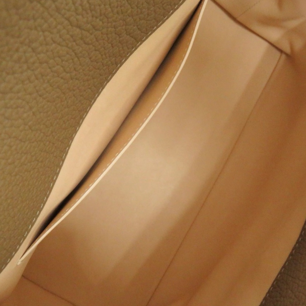 Moynat Gabrielle Taupe Grained Leather 2-Way Handbag – Previously Owned