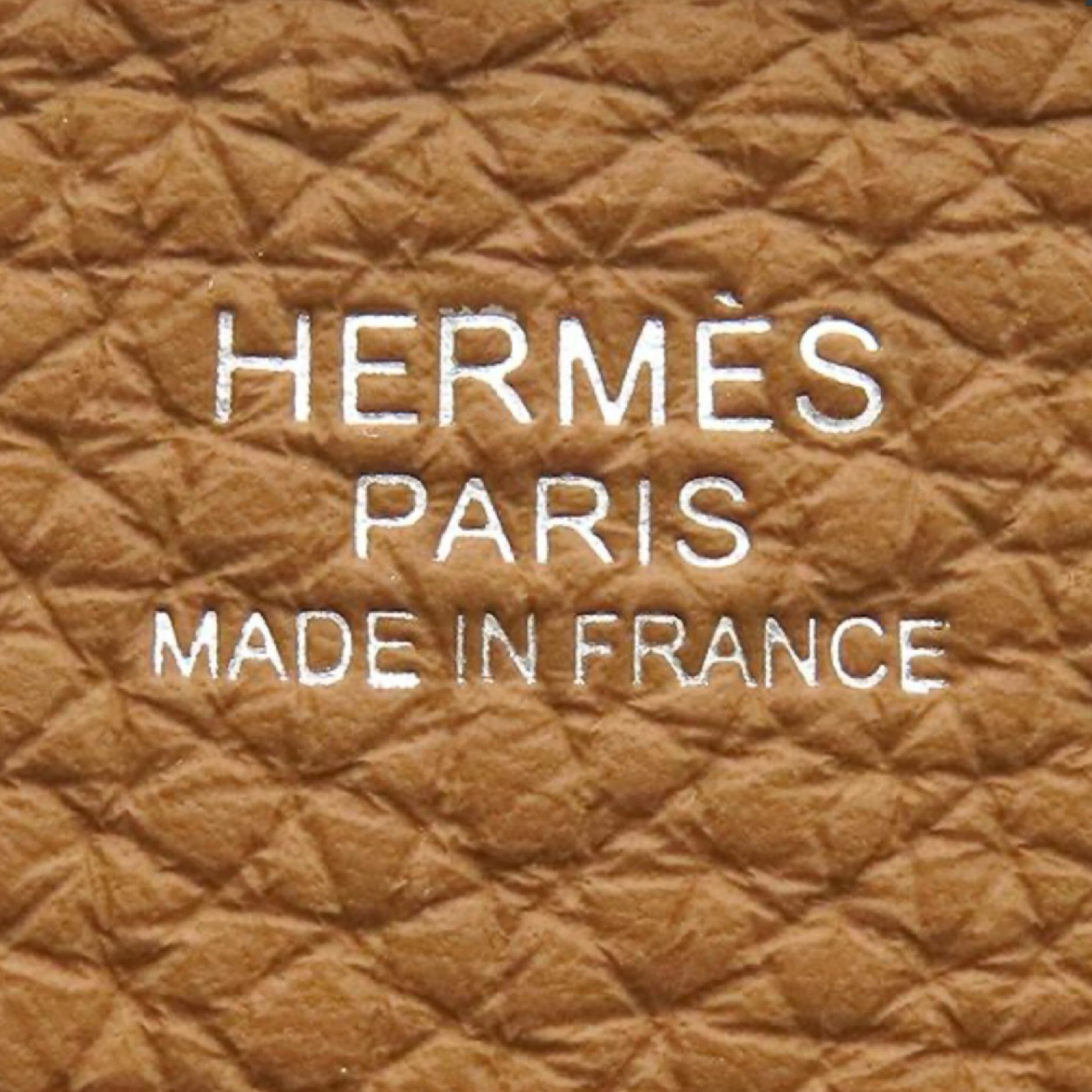 Hermès Evelyne III PM Taurillon Clemence Gold Leather – Pre-Owned- Excellent Condition | L’LUXE Authentics