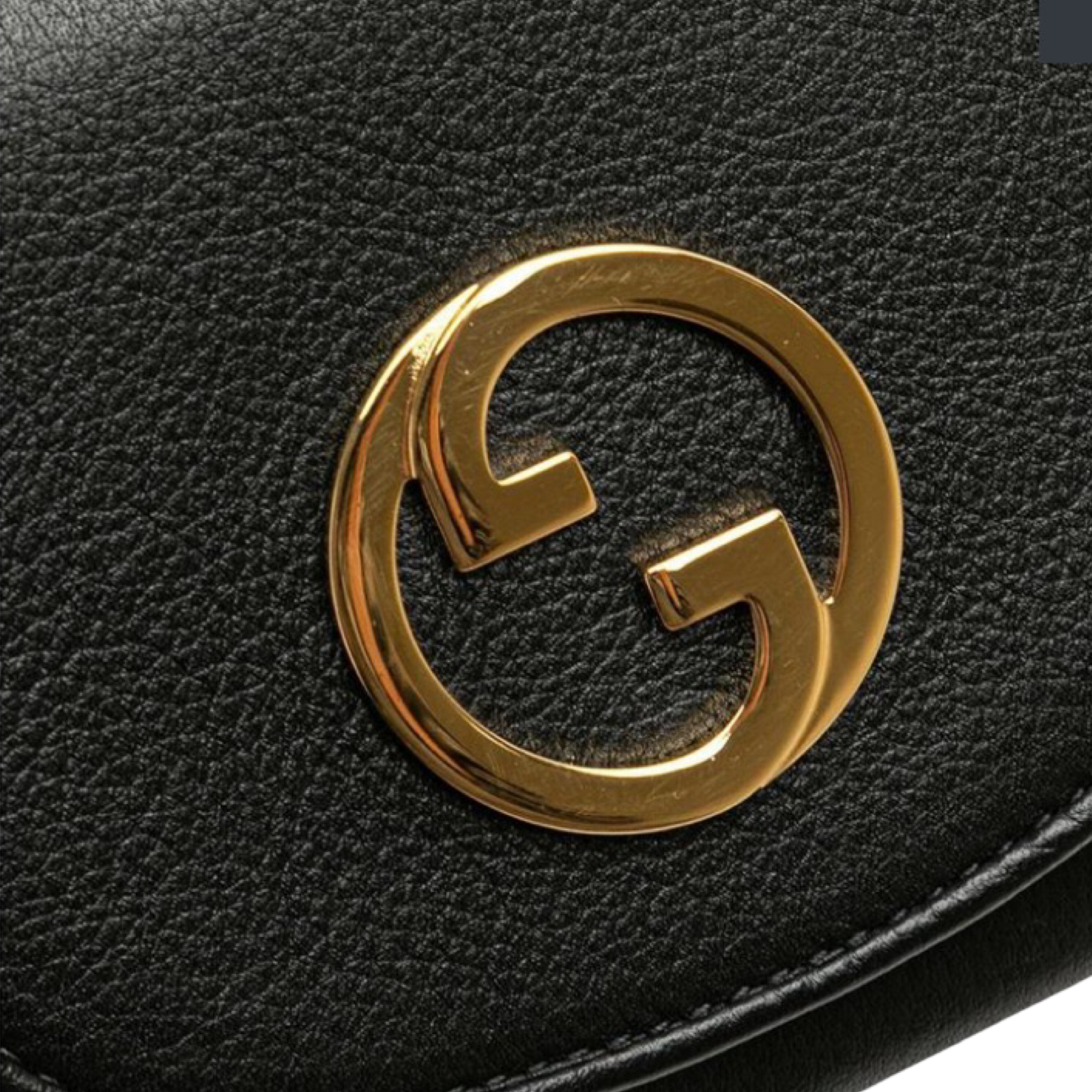 Gucci Interlocking G Blondie Medium Chain Shoulder Wallet Authentic Previously Owned