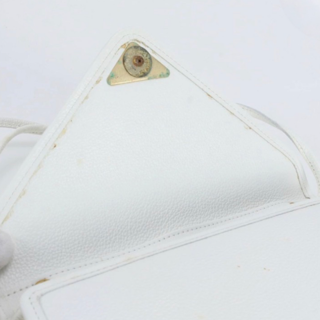 Vintage Yves Saint Laurent YSL Logo Plate White Leather Envelope Crossbody Bag – Authentic Previously Owned
