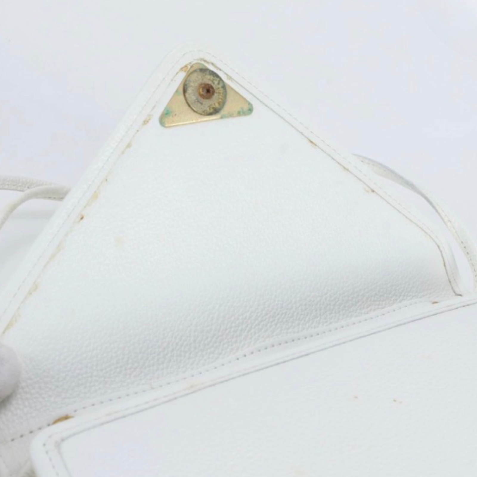 Vintage Yves Saint Laurent YSL Logo Plate White Leather Envelope Crossbody Bag – Authentic Previously Owned