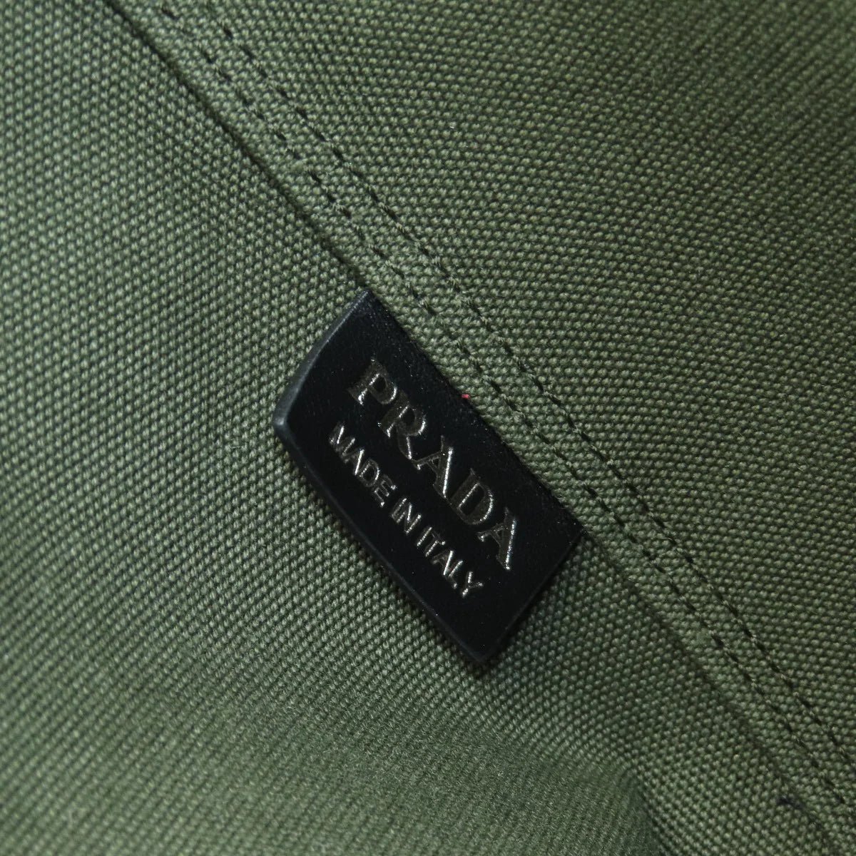 PRADA – Denim Bucket – Miuccia Prada – 2019 – 100% Authentic Pre - Owned (Item No.55820006 Model number 1BG244) look - LLUXE.CA