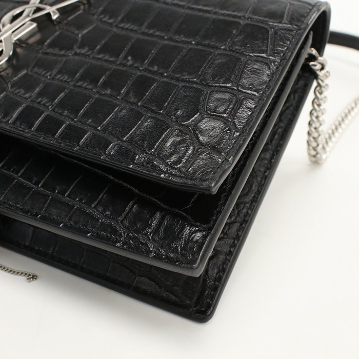 SAINT LAURENT – Chain Wallet – Model No. SL88134 – Anthony Vaccarello – 2022 – 100% Authentic Pre - Owned Item No.: usdsl88134011 - LLUXE.CA