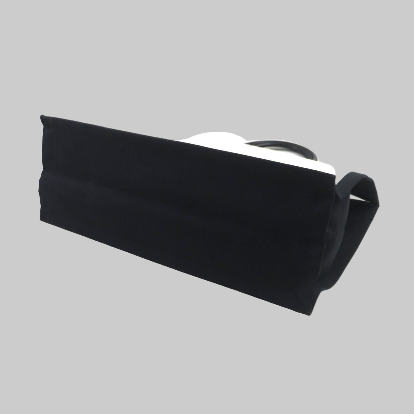 SAINT LAURENT – Rive Gauche Tote Bag – Model No. 509415 – Anthony Vaccarello – Circa 2020s – 100% Authentic Pre - Owned Item No. 00024798 - LLUXE.CA