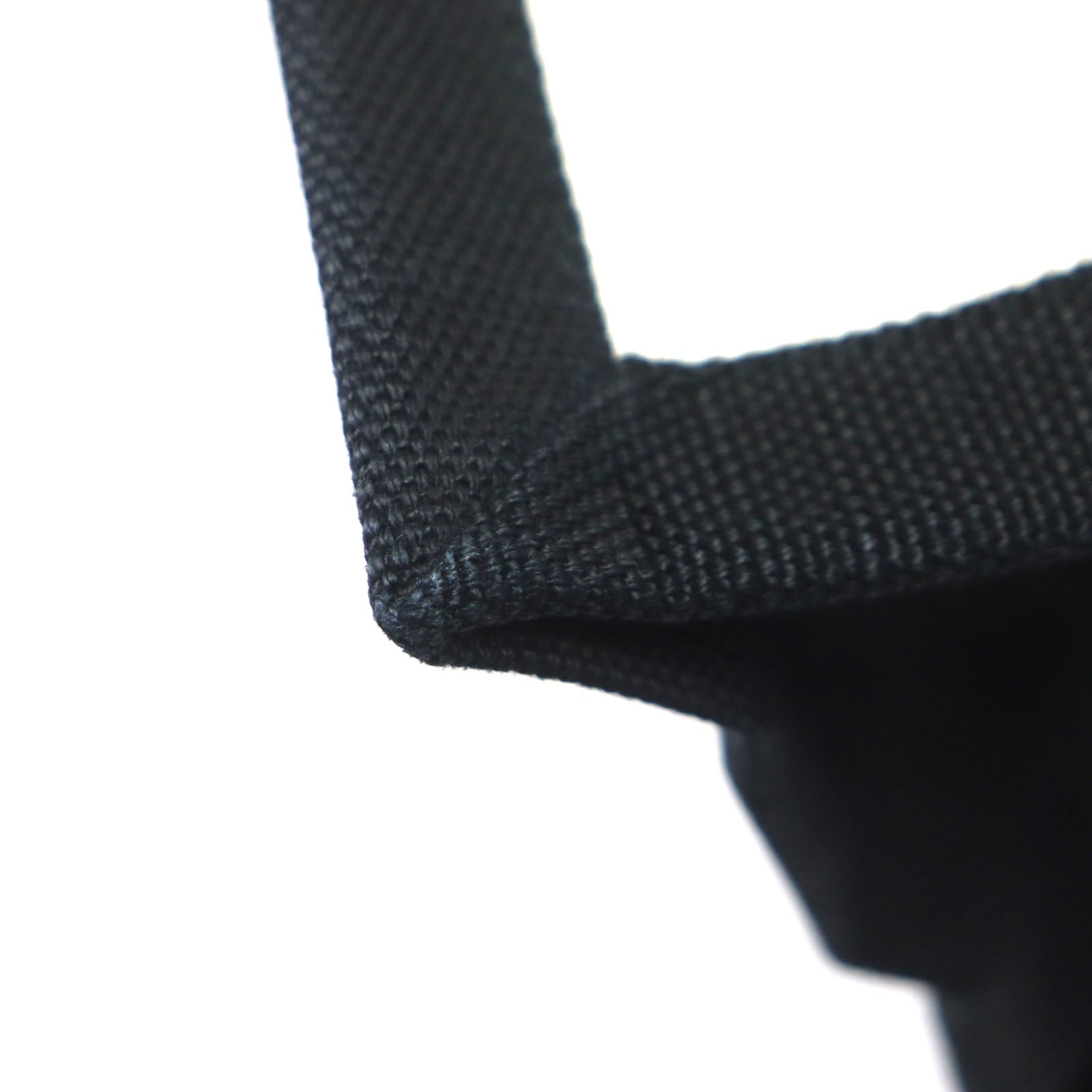 SAINT LAURENT – Rive Gauche Tote Bag – Model No. 509415 – Anthony Vaccarello – Circa 2020s – 100% Authentic Pre - Owned Item No. 00024798 - LLUXE.CA