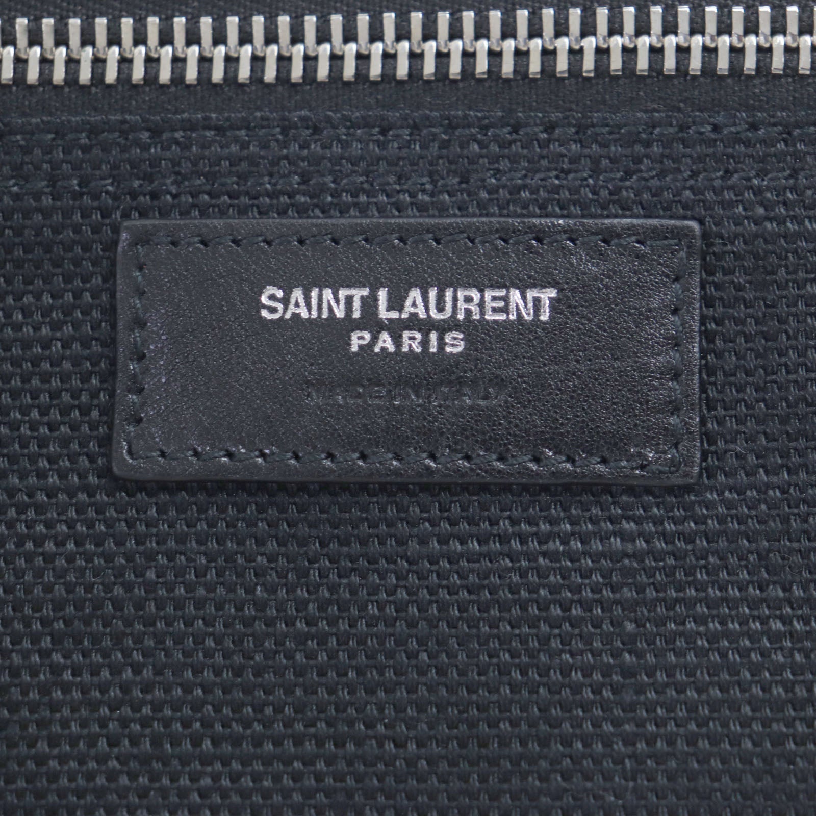 SAINT LAURENT – Rive Gauche Tote Bag – Model No. 509415 – Anthony Vaccarello – Circa 2020s – 100% Authentic Pre - Owned Item No. 00024798 - LLUXE.CA