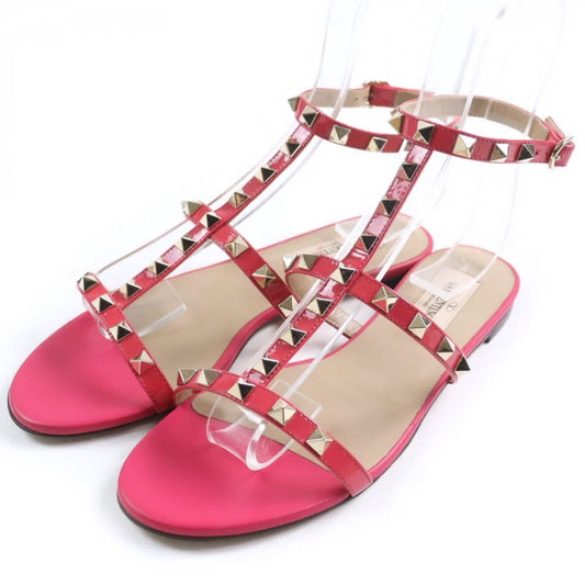 VALENTINO GARAVANI – Rockstud Flat Sandals – Pierpaolo Piccioli – 2019 – 100% Authentic Pre - Owned Near mint. Minimal signs of wear. Item No. 00033877 - LLUXE.CA